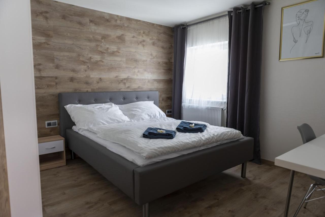 Novohradska Hotel Ceske Budejovice Ngoại thất bức ảnh