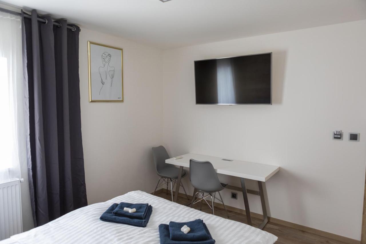 Novohradska Hotel Ceske Budejovice Ngoại thất bức ảnh