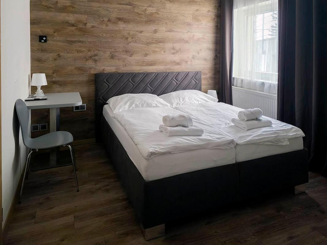 Novohradska Hotel Ceske Budejovice Ngoại thất bức ảnh